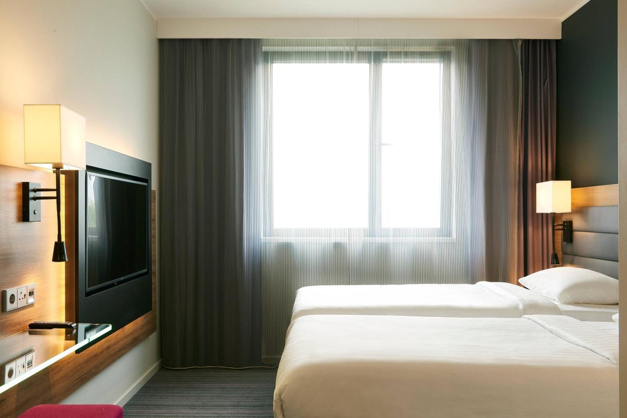 โมซี เอดินเบอระ แอร์พอร์ต Hotel อิงกลิสตัน ภายนอก รูปภาพ